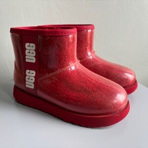 UGG Classic Clear Mini Ankle Waterproof Boots, Little Girl Size 1